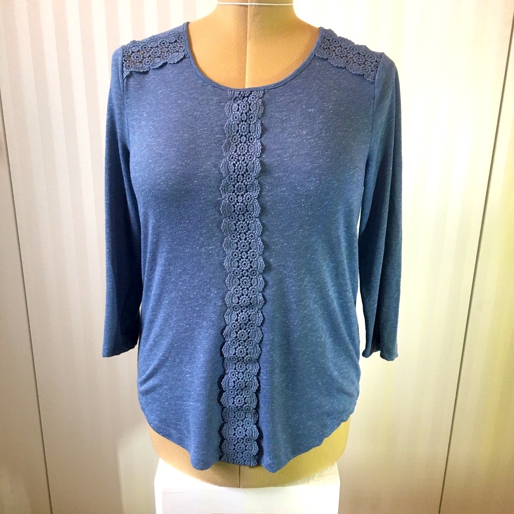 Cleo blue flecked lace detail 3/4 sleeve top Size S
